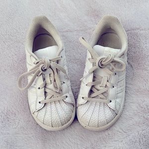 Adidas Superstar Sneakers